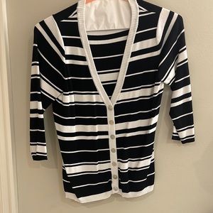 88th and Madison 3/4 length sleeve top